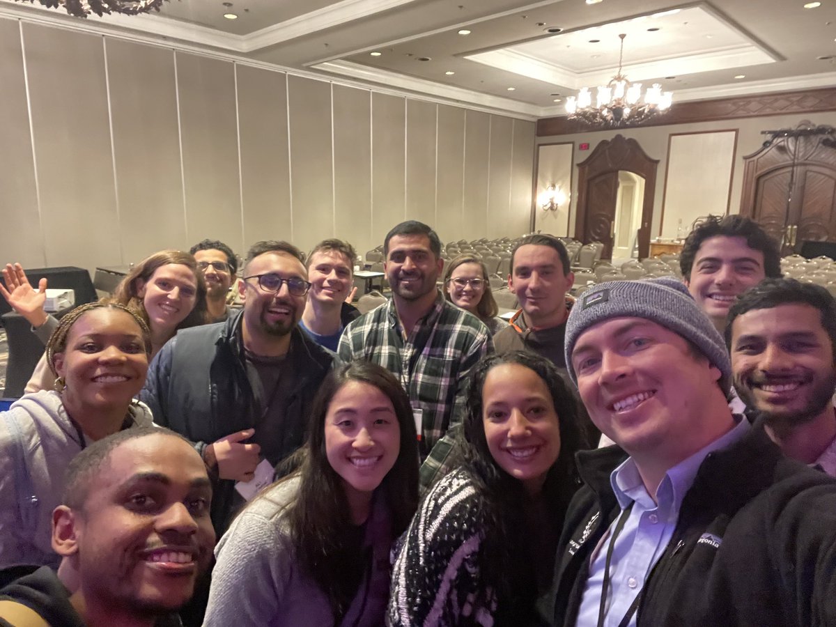 doctormaxw's tweet photo. The Future of Vascular Surgery is Shining Bright 🌟 @VESurgery #VESS23 🔥💥✨ https://t.co/JslN2aGVaR
