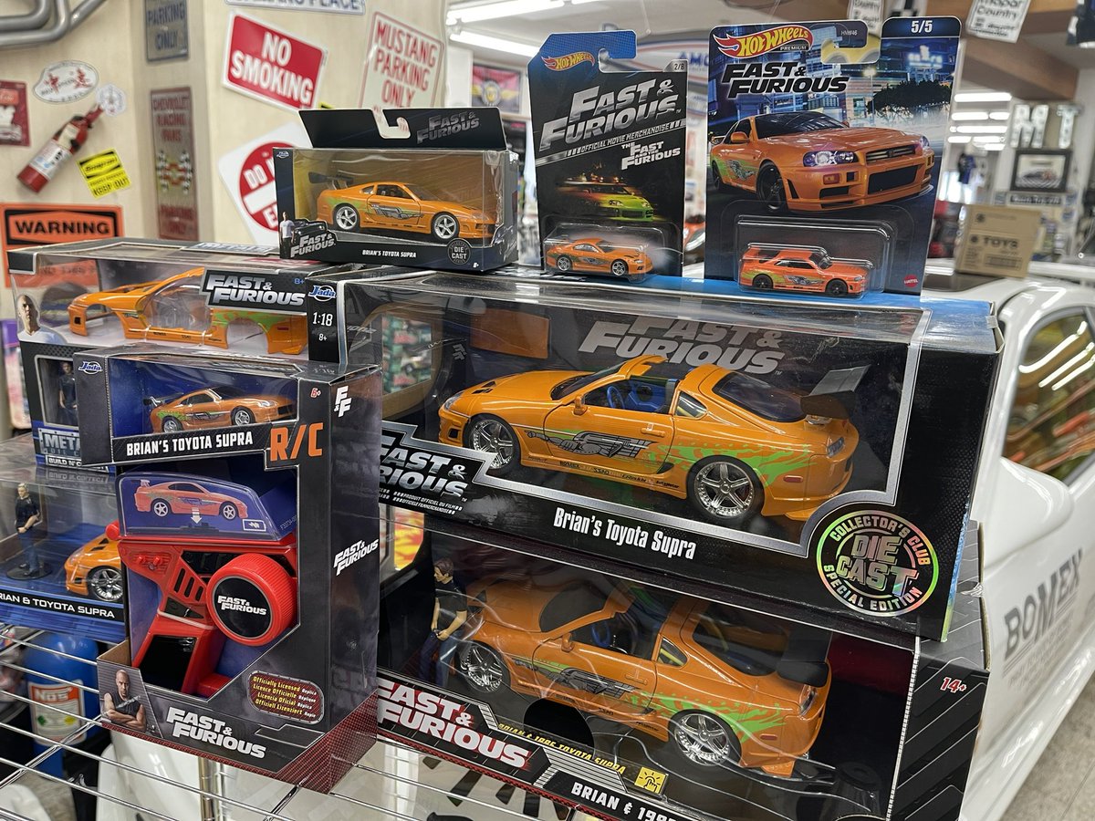 God510HEMI's tweet photo. 聖地ドラゴン様🐉から奉納の儀式😊
#ホットウィール
#ミニカー
#Farstandfurious
#MOPAR
#Plymouth
#Dodge
#ACME
#Highway61
#GMP
#ACTION
#Ertl
#LANE
#HW
#HotWheels
#GREENLIGHT
#JohnnyLightning
#Autoworld
#Supercarcollectibles
#YCID
#M2machine https://t.co/qqsC94E35a