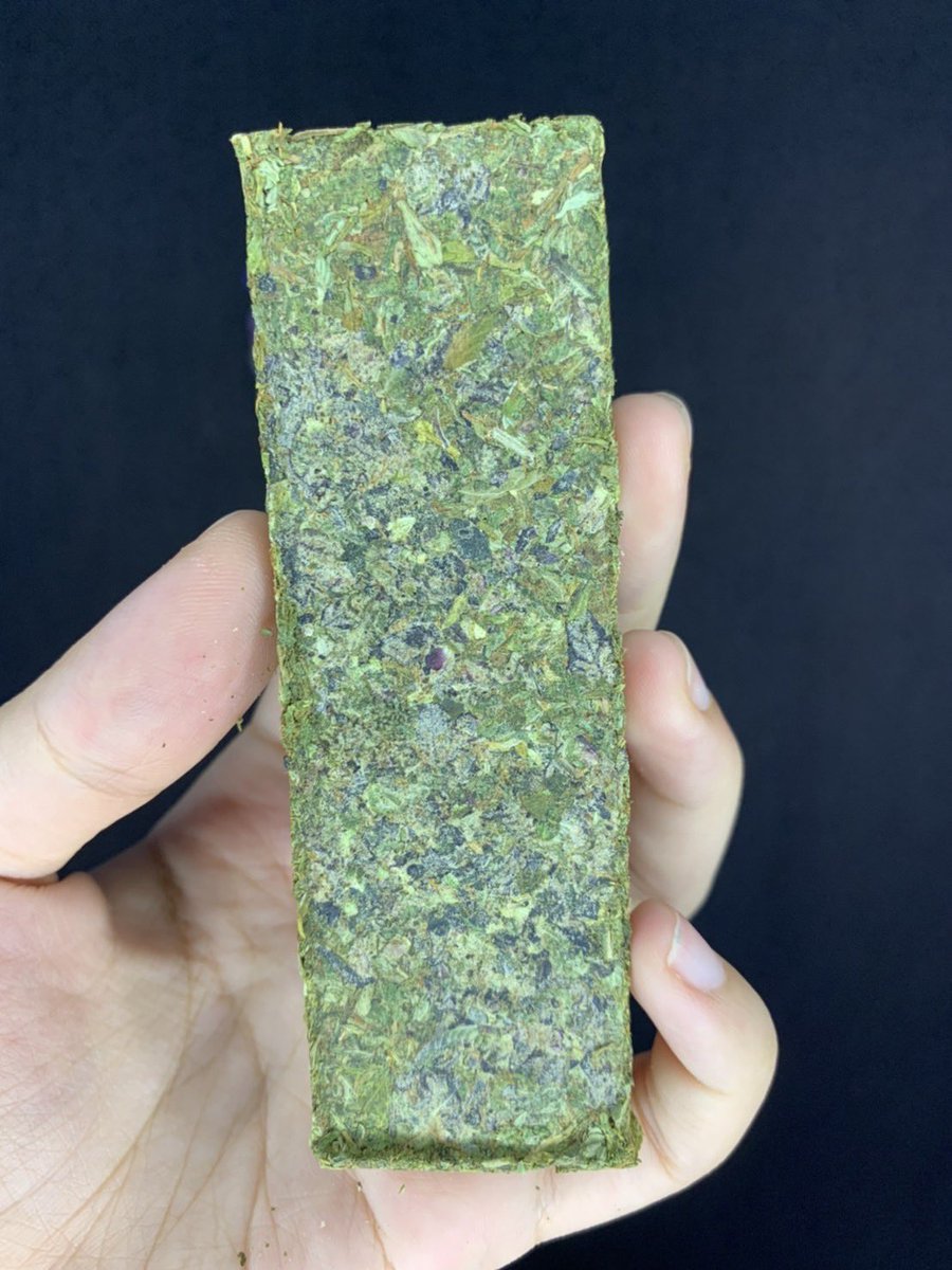 HippiHemp's tweet photo. Hippi Hemp อัพเดตของเข้าร้านใหม่🍭
🚀Moon Rock ราดน้ำมันกัญแท้100% คลุกด้วยKief&amp;Hazeมาใหม่🎉
#OG เกรด Mid-Top มี24สายพันธุ์
#ดอกPop มี4สายพันธุ์
#อัดแท่งOG สายพันธุ์นอกมี 3 สายพันธุ์
เริ่มต้น 100 - 220.ต่อกรัม
เครดิตซื้อขายแน่นๆ💗
#กัญชา #กัญชากรุงเทพ #กัญชาเชียงใหม่ #กัญชากทม https://t.co/pdc9dK5TJJ