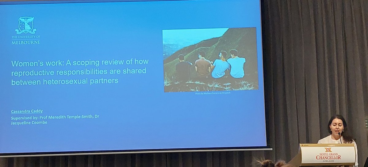 Great presentation by <a href="/CaddyCassandra/">Cassandra Caddy</a> on shared reproductive responsibility in heterosexual relationships. Burden remains on women. #ASPOG23