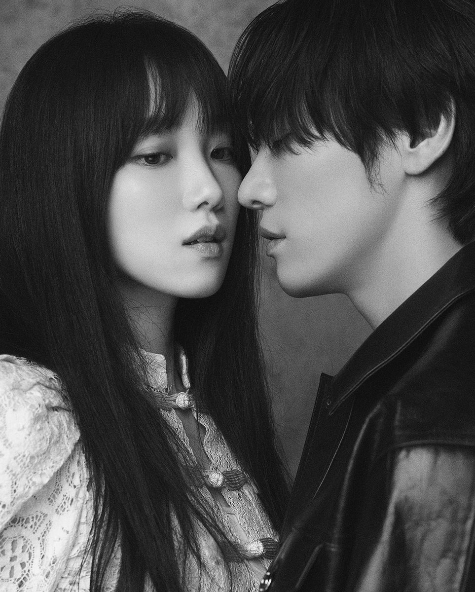 sungkyungsays's tweet photo. #KimYoungKwang ig update!!!!
THANKYOU KING 😭😭❤️

https://t.co/CgOAPaSEoQ

#LeeSungKyung #CallItLove #이성경 https://t.co/N0zhEkiptO