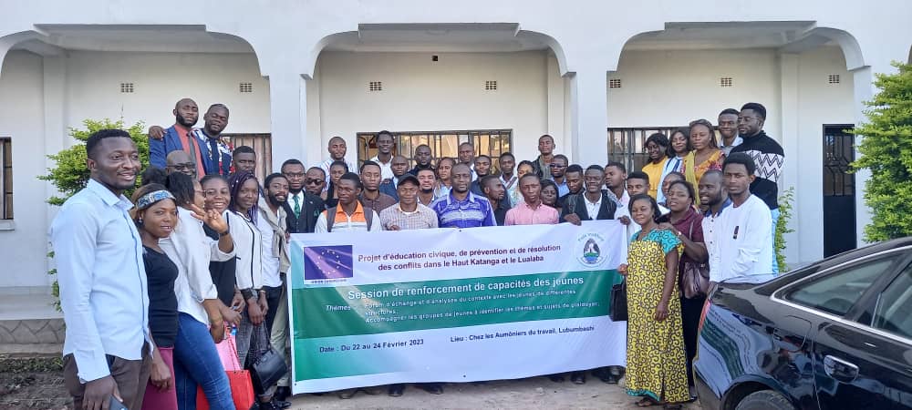 PoleInstitute's tweet photo. #Lubumbashi. Forum jeunes d'échange &amp; d'analyse du contexte  sur les conflits prioritaires majeurs ds le Haut-katanga ds le cadre de notre projet d'éducation civique  prévention &amp; résolution d conflits financé par @LUnionEuropenne. @UEenRDC @NeneMorisho @isaac_muchele https://t.co/3TP2OpkXJL