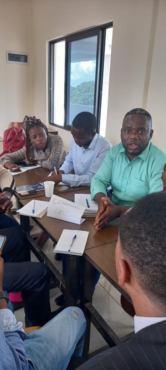 PoleInstitute's tweet photo. #Lubumbashi. Forum jeunes d'échange &amp; d'analyse du contexte  sur les conflits prioritaires majeurs ds le Haut-katanga ds le cadre de notre projet d'éducation civique  prévention &amp; résolution d conflits financé par @LUnionEuropenne. @UEenRDC @NeneMorisho @isaac_muchele https://t.co/3TP2OpkXJL