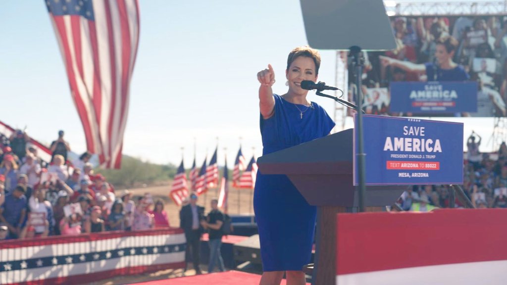 KariLakeWarRoom's tweet photo. .@KariLake: "What would it say about my character if I stepped away from my friends? If I step away from my friends, that means I would step away from you, and I will never step away from the people of Arizona." https://t.co/LgJ3AvyWiN