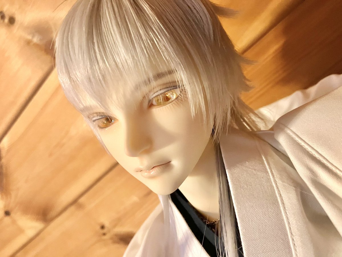 鶴丸国永(刀剣乱舞) 「無事ドル鶴さんが顕現しました〜!!!やっぱりめちゃくちゃお顔可愛い…! これから」|うぃすてりあ。【新刊通販中】のイラスト