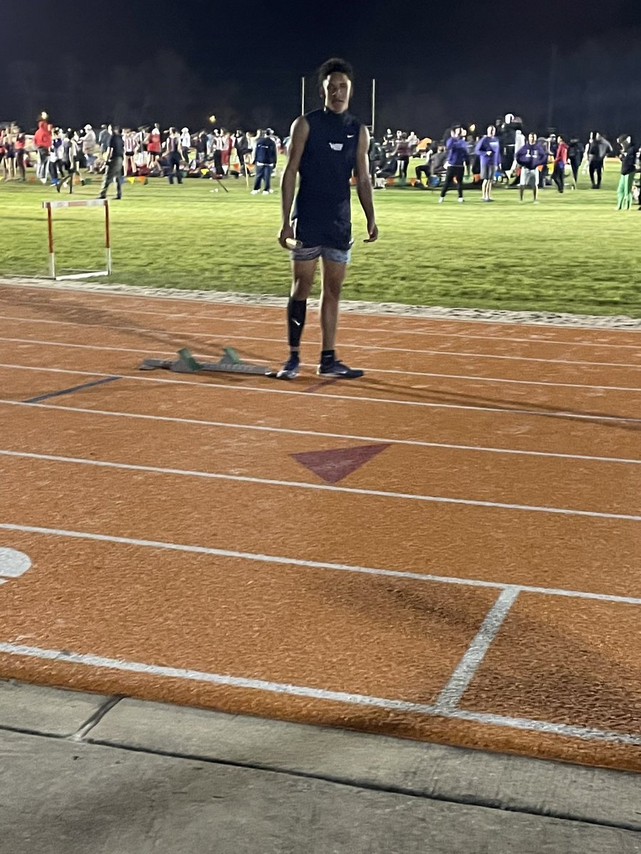 first 100m dash I got 1st overall &amp; ran a 11.46, striving to get in them 10’s 😤