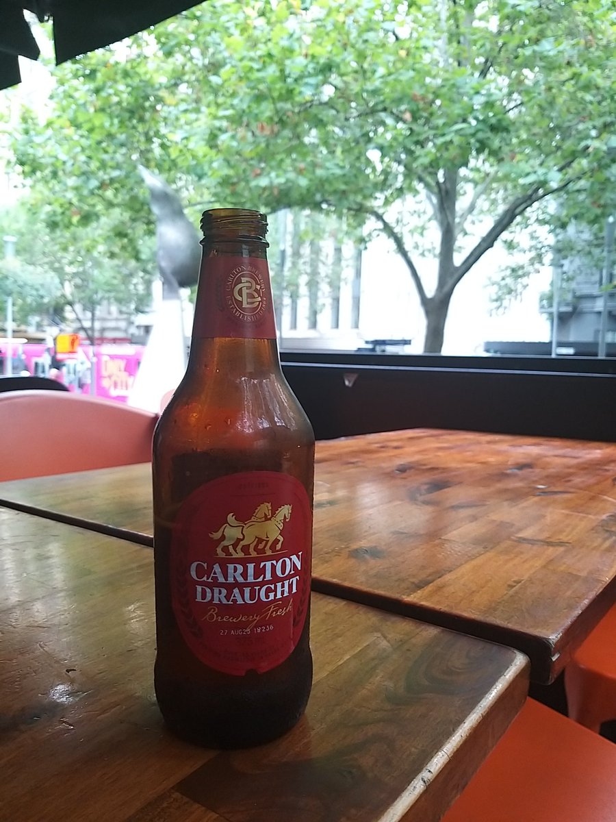Ongcharles9's tweet photo. #cbd #melbourne #swanston #cafe #coffee #beer #alfresco #breakfast #pastries #メルボルン #スワンストン #カフェ #コーヒー #ビール #ブレックファスト #ペイストリー https://t.co/cdzqO5aekv