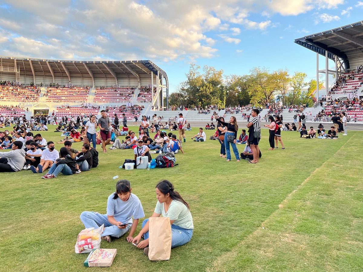 UrbanWTA's tweet photo. Favorite photo of the new Marcos Stadium with people just enjoying the grounds as we always hoped they would. This stadium has always been meant to show how public space and facilities should be open to all and belong to Filipino.
#wtadesignstudio #socialarchitecture #ilocosnorte https://t.co/tWFd6GJTbj