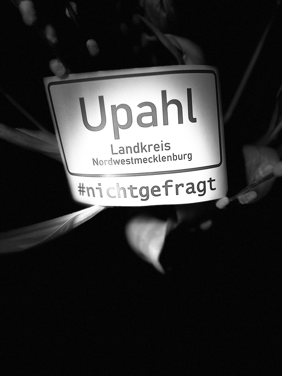 ThorstenKerkho1's tweet photo. #nichtgefragt! #Upahl #NWM #GVM setzt sich u.a. wegen mangelnder #Brandschutz Vorrichtungen eines Containerdorfes „juristisch“ zur Wehr! #WirImOsten, fordern eine „demokratische“ Gesetzgebung zu einem #Bürgerentscheid, alles andere ist #Autokratie! @CDUMV @AfD #MV #proMV #proNWM https://t.co/cQQFhBBvtY