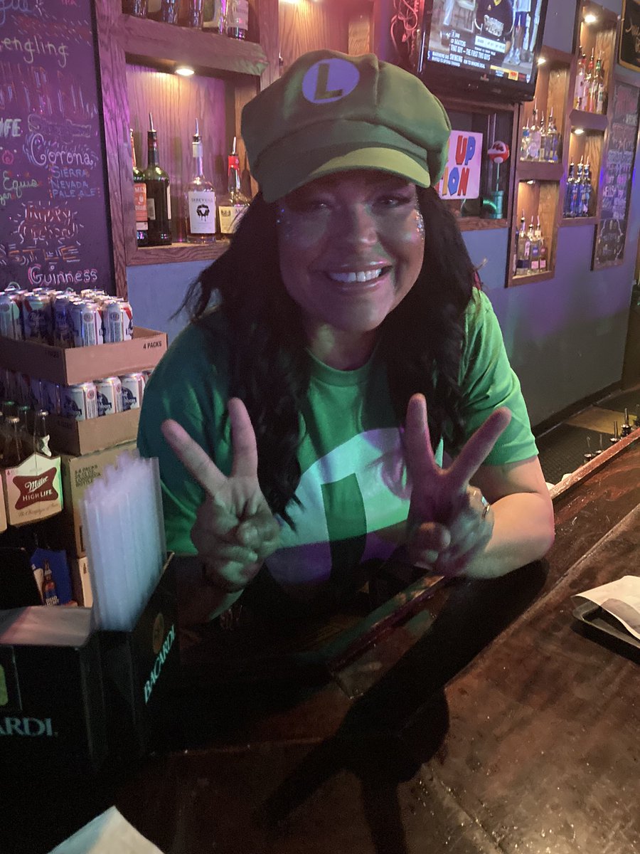 DRSL823's tweet photo. Luigi! @the5barrel #itsame https://t.co/kCTjB9SEWH