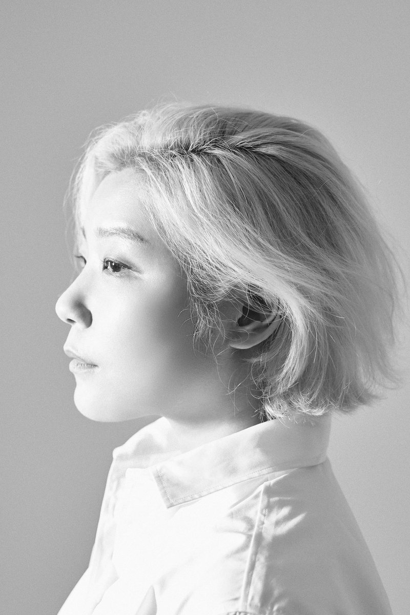 heaventomorrow's tweet photo. 우상희 @sarahwoosanghee 선생님이 절 제법 작가라는 식으로 찍어주신 사진 큰 사이즈로 공개합니다 https://t.co/hJ9VuVsfId