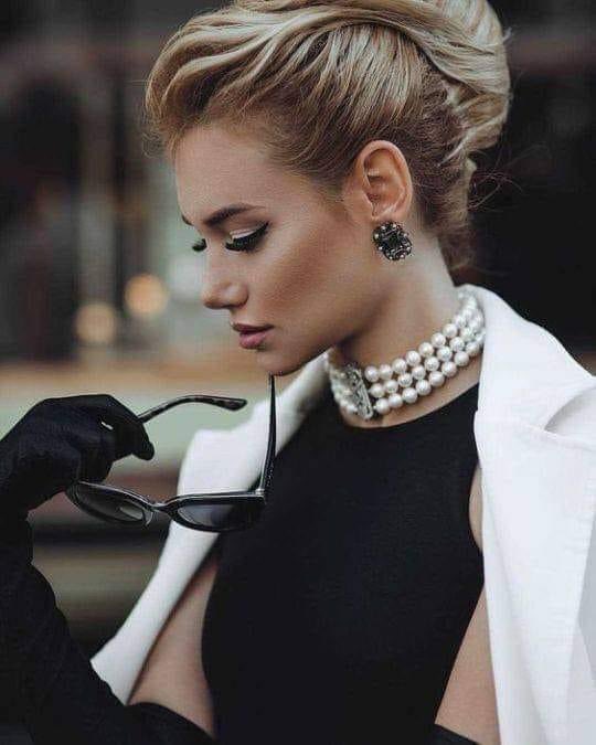 لا تصدقي خرافة الإهتمام..الرجل يعشق معذبته يا عزيزتي..