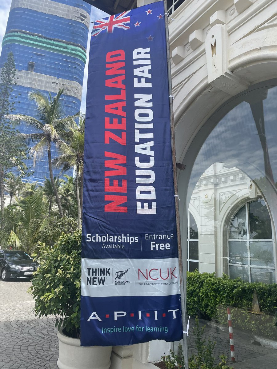 Pleased to speak at a 🇳🇿 education fair in Colombo. 

The event aimed to encourage 🇱🇰 students wishing to go overseas for university to consider 🇳🇿

Organised by APIIT, @NCUKTogether & @educationnz, the fair underlined the mutual benefit of international education to 🇱🇰 & 🇳🇿