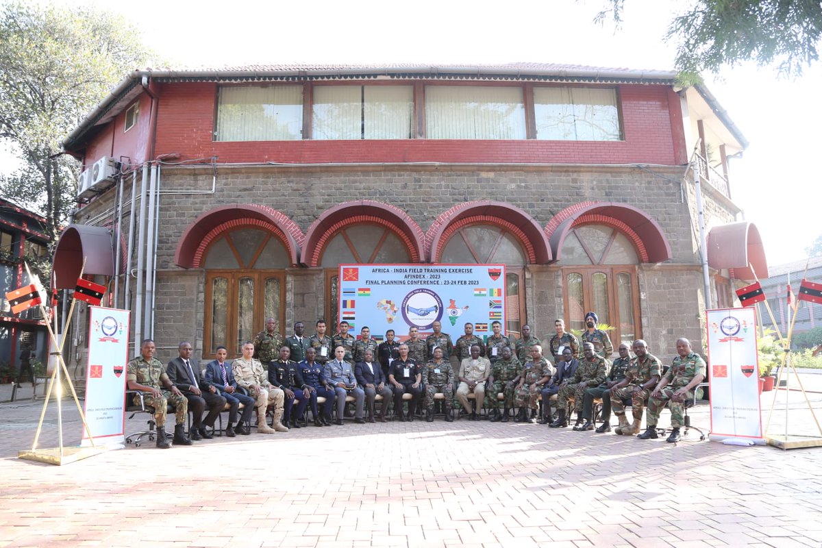 20 African Delegates attended the orientation for the conduct of upcoming #Africa - #India Field Training Exercise 2023 #AFINDEX23 at #SouthernCommand Foreign Training Node and College of Military Engineering, #Pune. 

#IndianArmy 
#IndiaAfricaFriendship