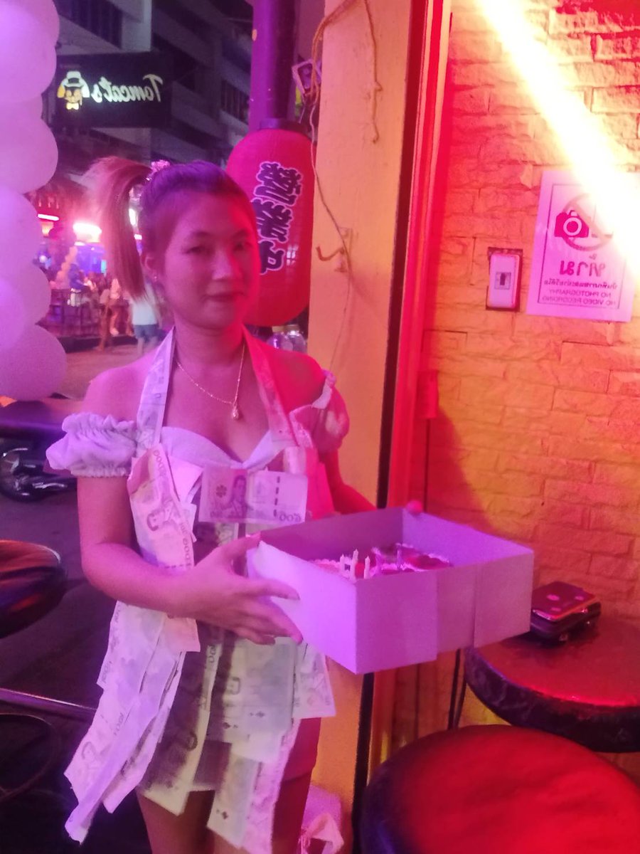 Soi6UDBAR's tweet photo. happy birthday kan

#Thailand #Pattaya #Soi6 #UDBAR https://t.co/iCg3Tm7jwU
