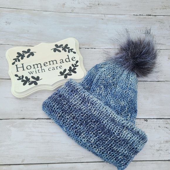 poshfever's tweet photo. So good I had to share! Check out all the items I'm loving on @Poshmarkapp #poshmark #fashion #style #shopmycloset #styleco #landsend: https://t.co/TNah3THw2O https://t.co/sGanN1fmIy