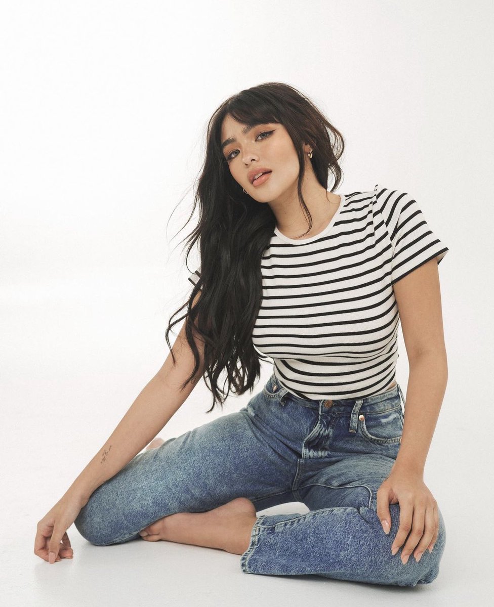 BrillantsOFC's tweet photo. 02.25.23 instagram update
@.blythe posted a photo on instagram for #HMdenim
"Get powered by denim! Lovin' this vintage straight denim for its perfect fit!π―,"
π : https://t.co/8UqgN0Tlkf
#AndreaBrillantes #LuckyBeauty #Blythe #BlytheForHM https://t.co/xn1nENAADJ