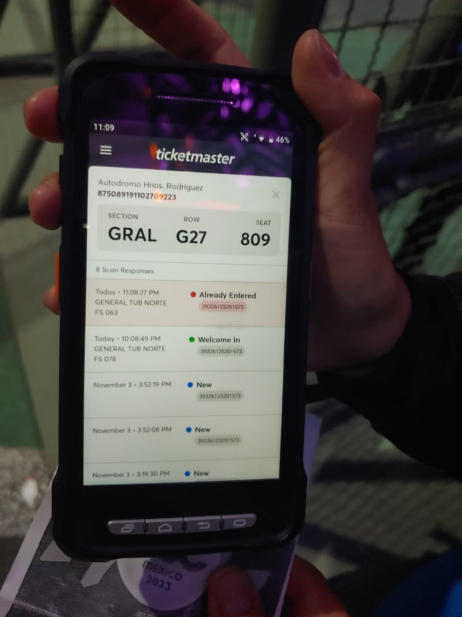 ElorriagaE's tweet photo. Cómo puede ser posible que sigan clonando boletos y haciendo tranzas desgraciados @Ticketmaster_Me ?? https://t.co/TKJUqbIZbo