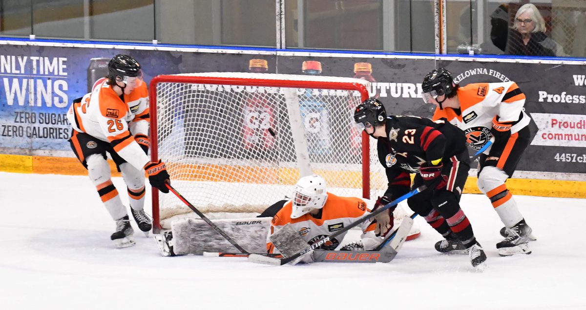 Jaiden Moriello scored his second goal of the game just 9 seconds into overtime as the Warriors capped off a wild win over the <a href="/BCHLSmokeEaters/">Trail Smoke Eaters</a> by a 6-5 score on Friday night at RLP!

GAME RECAP 📰 | bit.ly/WKWTRAGameRecap

📸 | <a href="/tamiquanphotos/">Tami Quan Photography</a>

#BCHL
