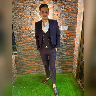 Aadreshk's tweet photo. #NewProfilePic https://t.co/UyH4JW4LEg