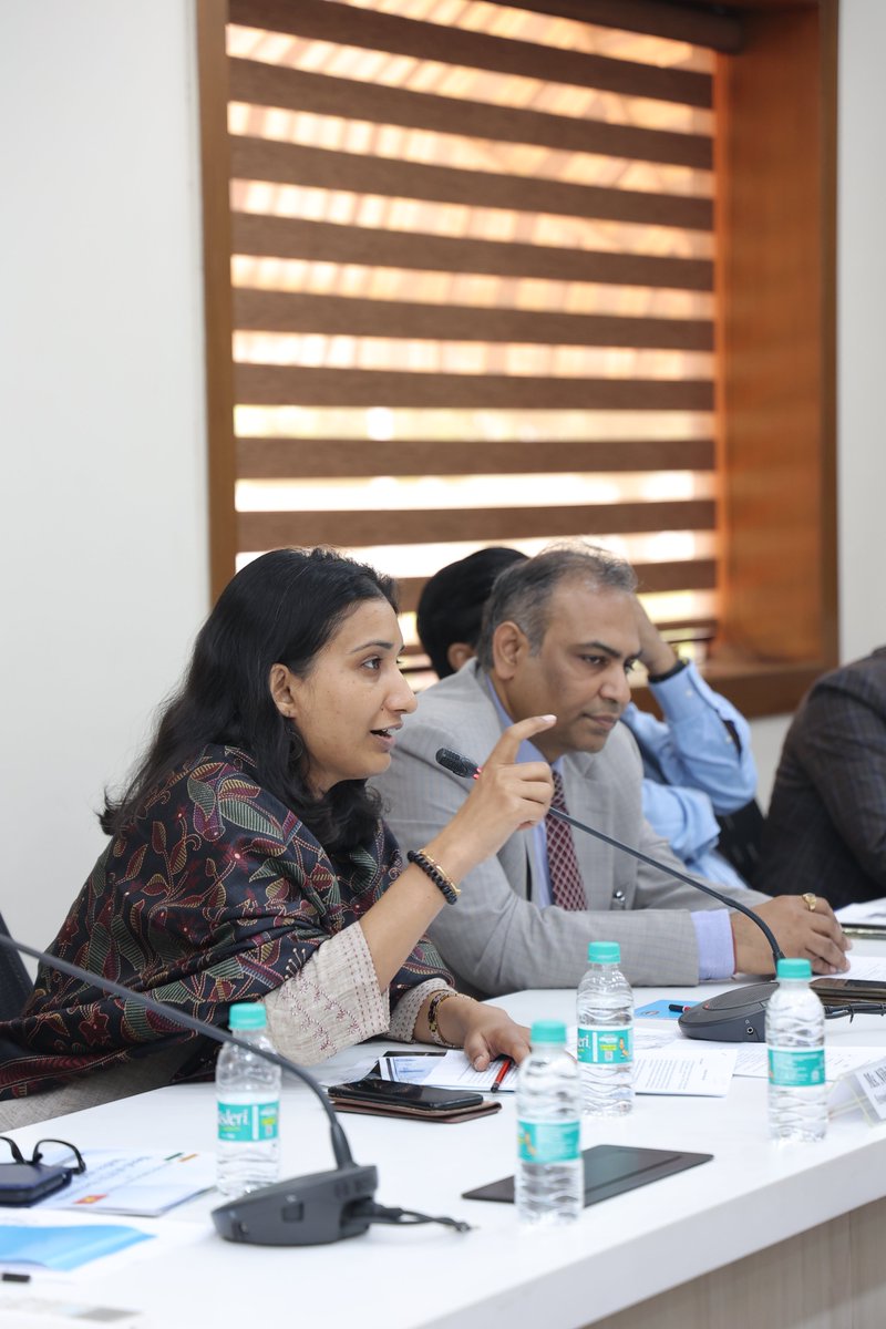 Wasmeinfoorg's tweet photo. The consensus for a Free Trade Agreement(FTA) between India and Vietnam is on cards after significant rise of bilateral trade between the two countries. WASME held a round table discussion for the need of an FTA or a Comprehensive Economic Partnership https://t.co/NbdipNnhgZ