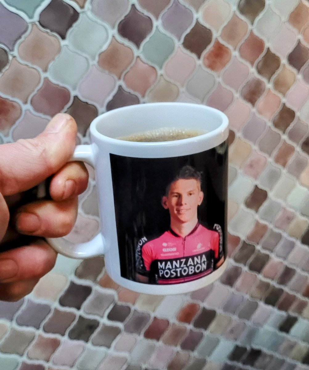 eijkb's tweet image. Tijd om de winterslaap van u af te schudden! #omloop #hupJetse #hetiskoers