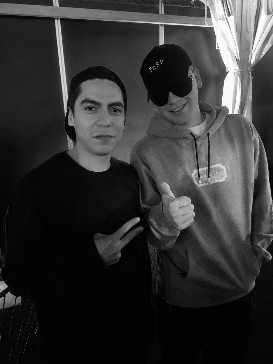 shecoofficial's tweet photo. @bizarrap 🙌🏻 https://t.co/7Ls5OzeniJ