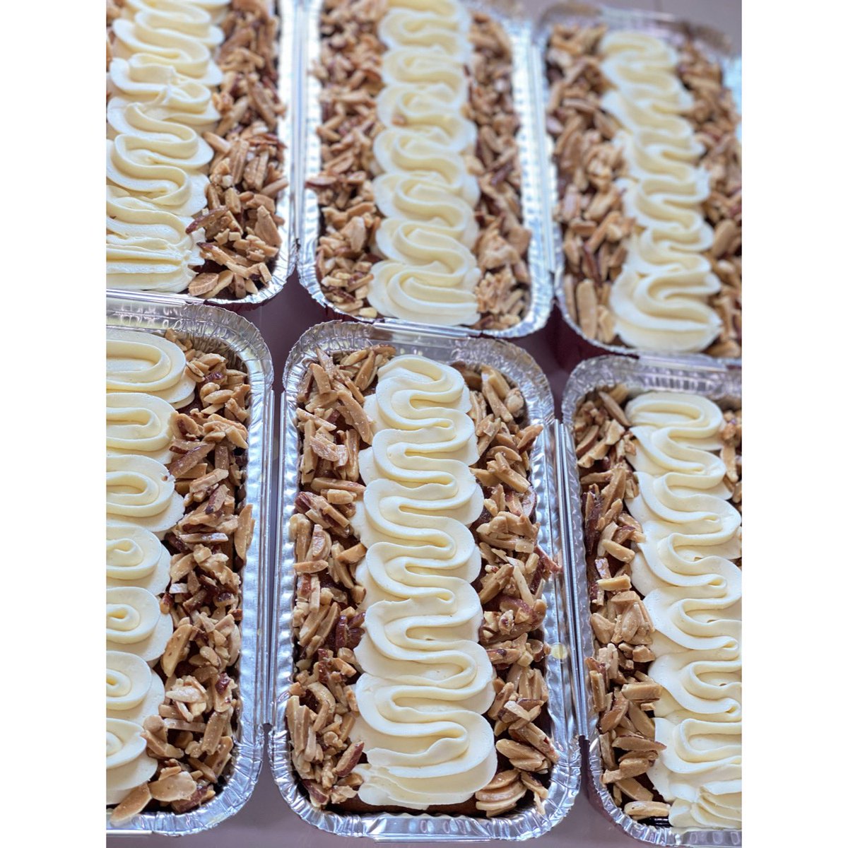 abkanokwan's tweet photo. Banana Honey Butter 🍌🧈☕️
Worry less, Smile more 😁😄😃
#BakeKaBiteTHA #Banana #Honey #Butter #Homemade #cake #Yummy #Almond https://t.co/MWI8vvkseJ