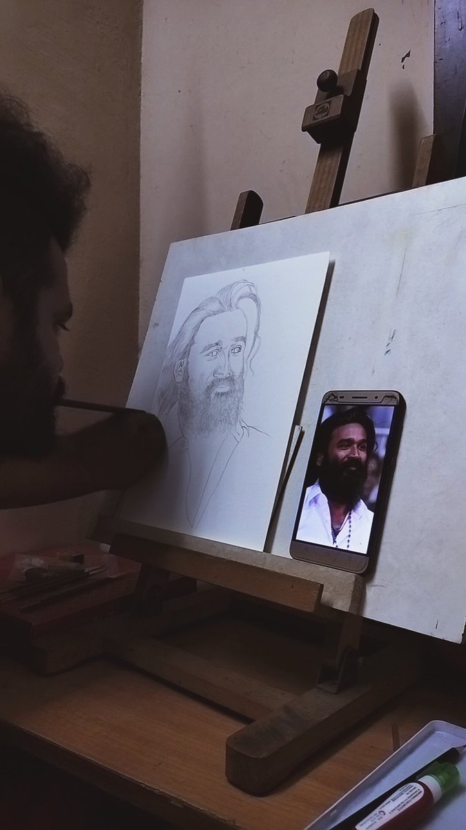 positivejana's tweet photo. @dhanushkraja  sir Mouth Art ❤️

#dhanush #vaathi #captainmiller #yatraraja #lingaraja #JanaArts #janarthanan #jana #positivejana #mouthpainting #mouthpainter #art #Artist #painter #nationalawardee #nationalawardwinner #new #newspaper #article #chennai #ttu #Cowabunga https://t.co/59eJLZgUeH