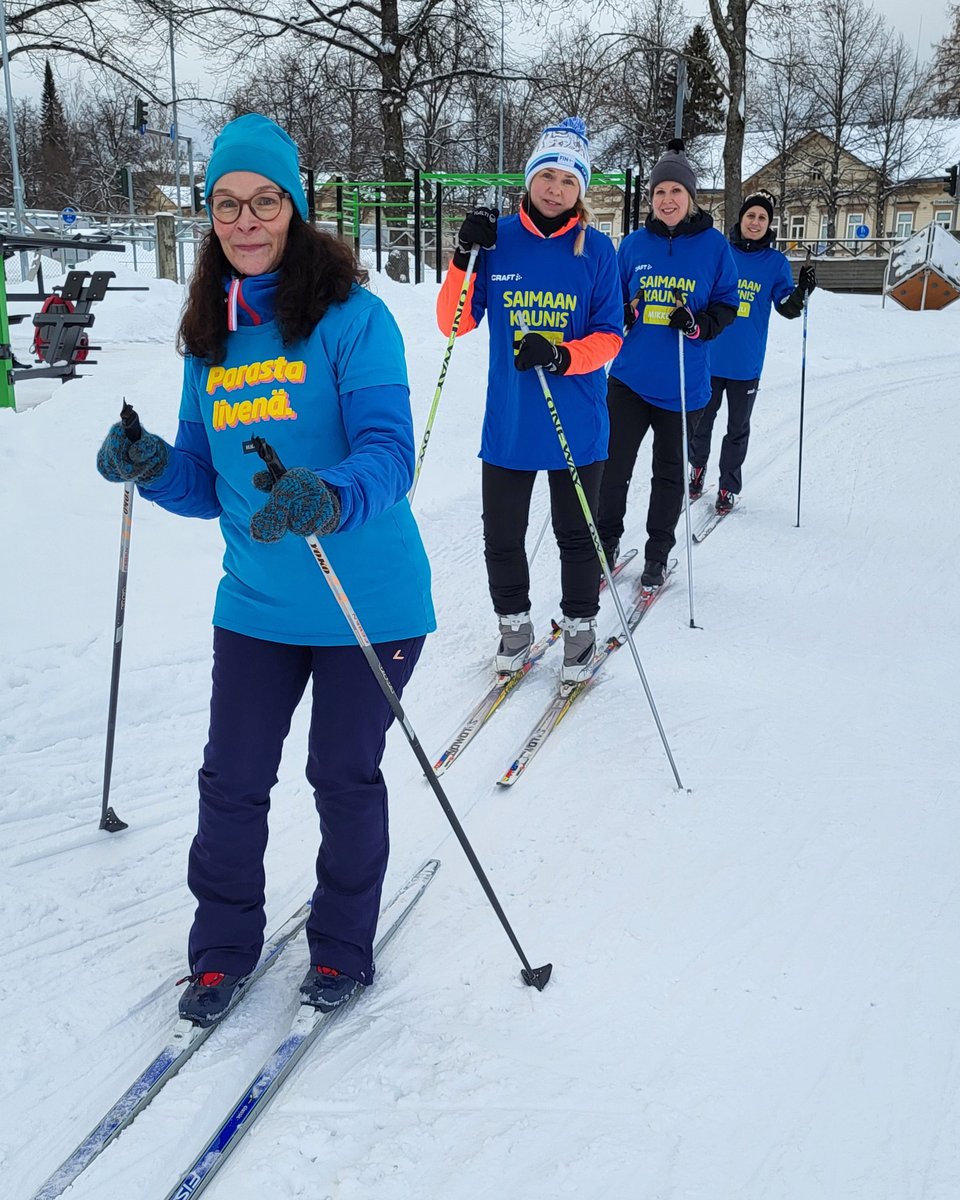 Liikkumisen riemua Urskissa! 🤩 Laitoimme alkuvuodesta liikkeelle 12 tunnin hiihto- ja kävelyhaasteen. Haaste toteuttiin eilen ja mukaan lähti yli 100 innokasta liikkujaa. Kiitos kaikille mukana olleille!🤗