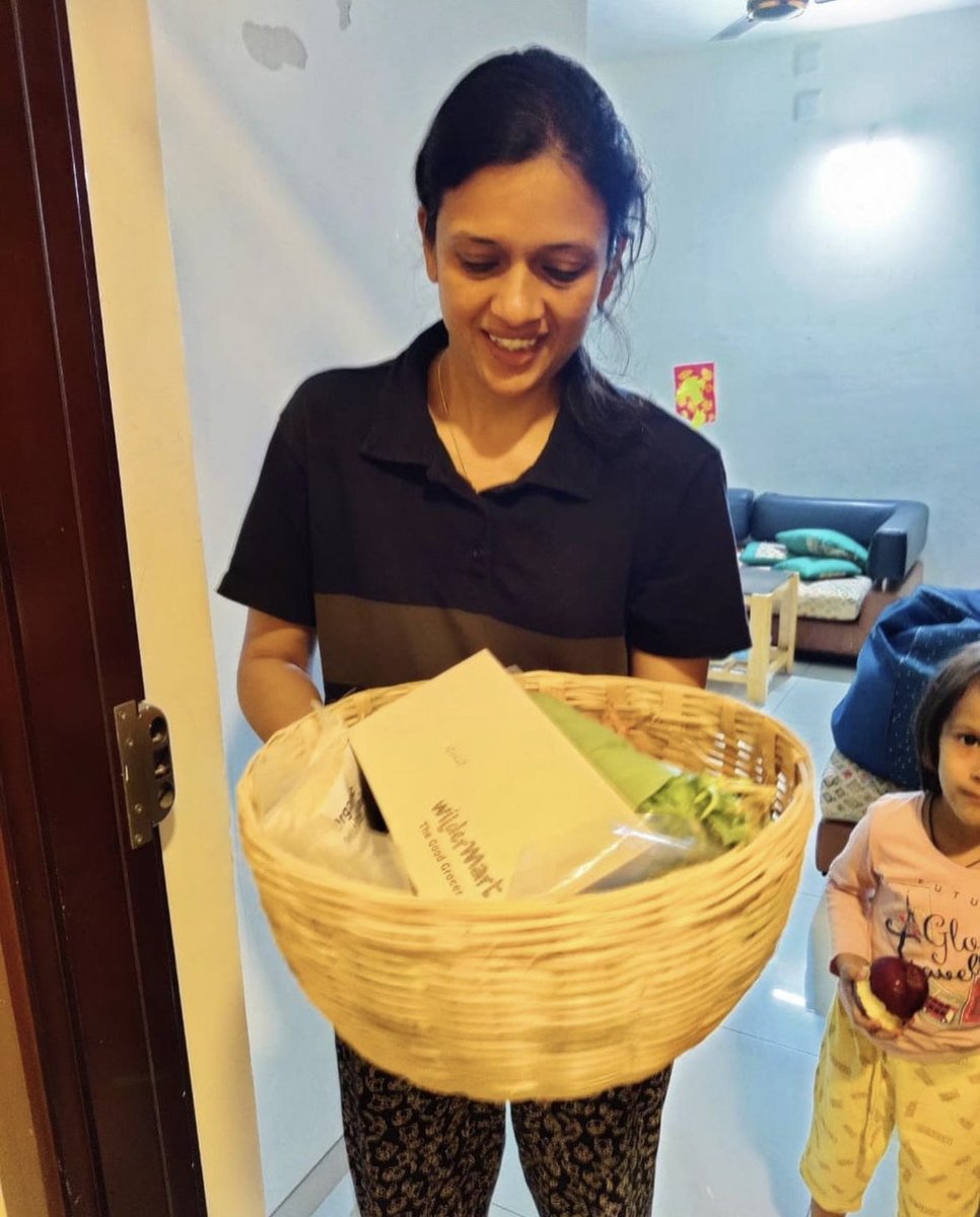 WildermartIndia's tweet photo. Happy customers getting their deliveries the zero-waste way! Did you know that at @wildermartindia we use minimal packaging? 
And everything is delivered to you in electric vehicles = zero emissions! https://t.co/kz3xxe8jB3