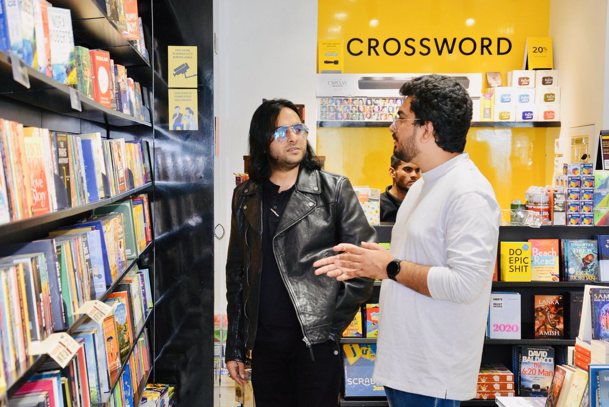 “Signing at the Crossword Bookstore, Cyber Hub, Gurgaon, which has brilliant staff BTW! Thank you for having me over, and thank you Aniket ji and Karan ji, it was a pleasure meeting you all, great guys! Jai Hind!” - #PranayVivekPatil #crosswordbookstore #cyberhubgurgaon