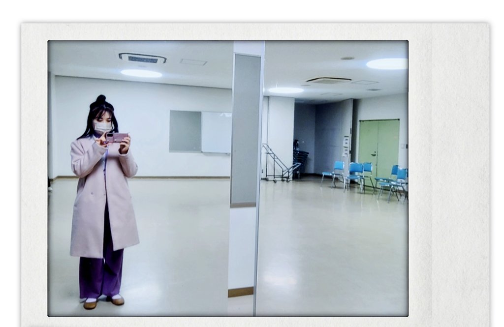 _baibai_kin's tweet photo. ちばミュージカルアカデミーさんに
歌唱指導の講師として初参戦☺

最初に私に呼ばれたい名前を書いてもらって洋服にはってもらいレッスン開始。
コミュニケーションや距離感は名前から✌️が私流。
短時間だけど個性をそれぞれ見せてくれて熱量も感じて胸が熱い。
大好きなまみちゃんにも逢えた💕ピース https://t.co/yLkHXRLe9T