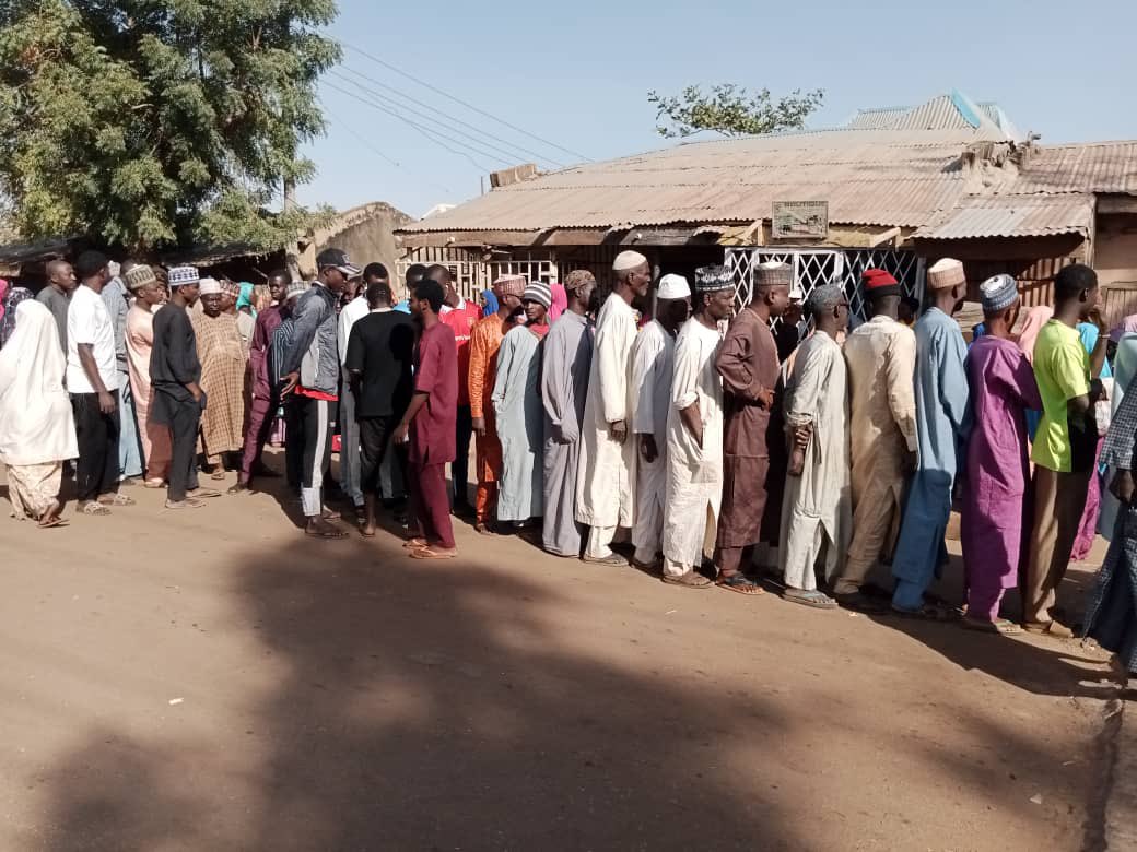 ShehuSani's tweet photo. They are not on social media like us;they are on the QUEUE to elect their next President. #NigeriaDecides #NigeriaDecides2023 https://t.co/0W1KsDDbui