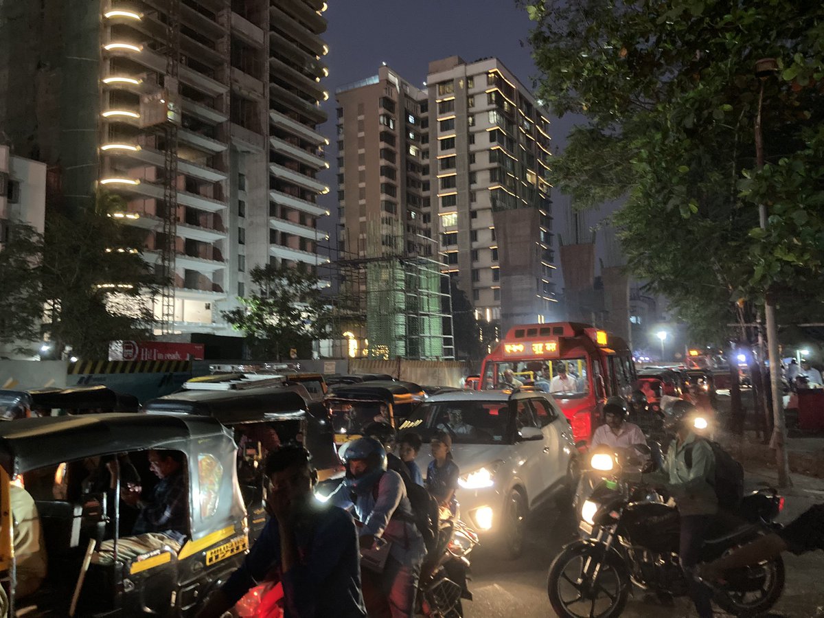 Anu Abraham (@_anuabraham) on Twitter photo Feels great to be back in Mumbai! This time for fieldwork for the #migrationrhythms project!
A glimpse of the city that feels home. <a href="/bivanderdal/">Marta Bivand Erdal</a> <a href="/PRIOresearch/">PRIO</a> <a href="/karliao/">Karen Liao</a> Feels great to be back in Mumbai! This time for fieldwork for the #migrationrhythms project!
A glimpse of the city that feels home. <a href="/bivanderdal/">Marta Bivand Erdal</a> <a href="/PRIOresearch/">PRIO</a> <a href="/karliao/">Karen Liao</a>