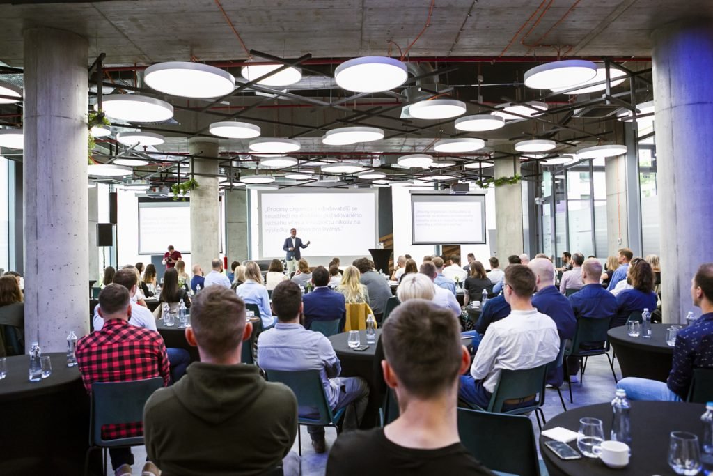 KonferenceX4B's tweet photo. X4B Early Bird tickets - už jen 22 kousků!

Vstupenky na 4. ročník konference pro
✅ UX/CX/Product designéry
✅ inovátory
✅ produktové manažery i vlastníky firem
za top předprodejní cenu.

👉 Ulovte si ten svůj: https://t.co/0yUlkQTG9r

#x4b #konferencex4b #uxkonference https://t.co/LaKDJe9lr9