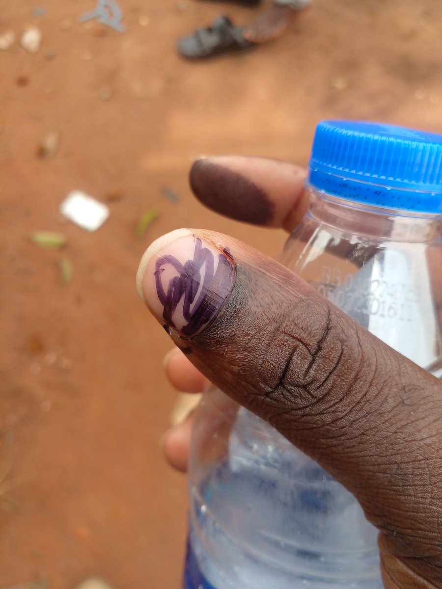 SuperBass411's tweet photo. I've done my civic responsibility... Please do yours and let's make history...

#NigeriaElections2023 
#NigeriaDecides https://t.co/ViDHwgv7kg