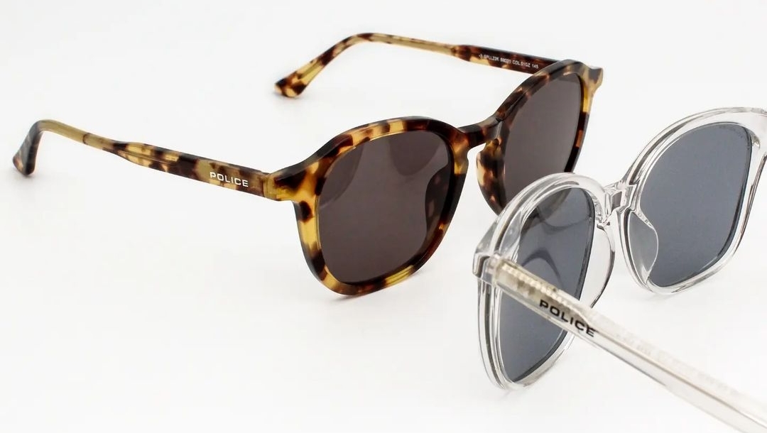 LibMidlandsMall's tweet image. Make this season stylish with the perfect pair of sunniness. 😎
Explore Execuspecs&apos; selection of styles, shapes, and colours to elevate your look. 😉

#KickingItAtMidlands #LibertyMidlands #Execuspecs #Sunnies #Glasses #Sunglasses