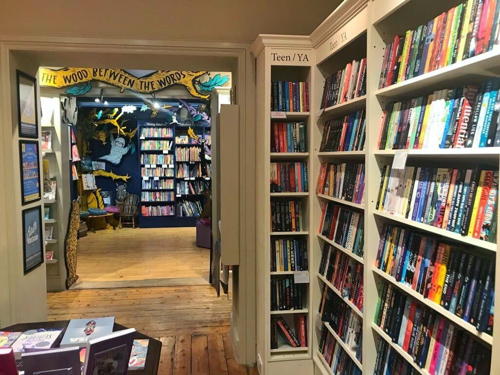 MaydenTweets's tweet photo. Thank you to @mrbsemporium for supporting #MadeWithoutManagers ⭐
Anyone wishing to buy a copy from an Independent or Bath bookshop, you can find it here!:
https://t.co/CT3yfcA6Mi https://t.co/HuayVfXtb3