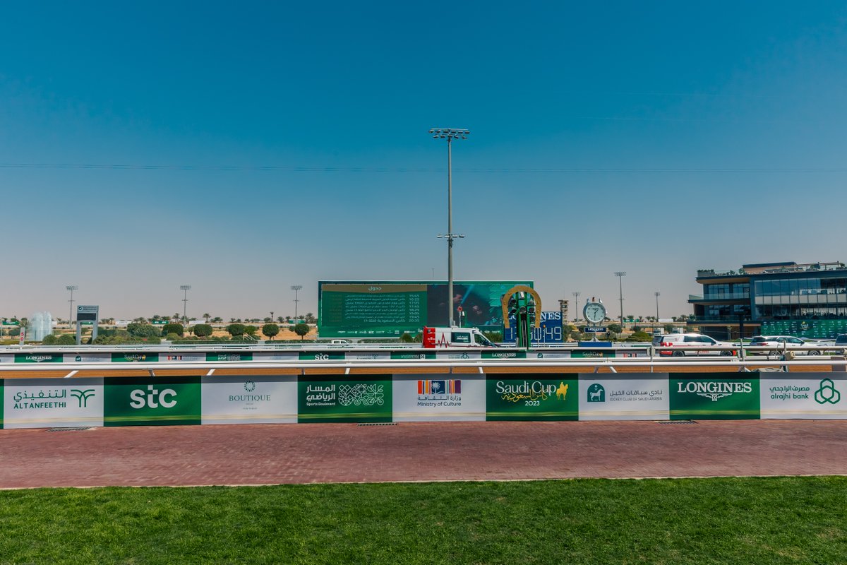 TheSaudiCup_AR's tweet photo. ميدان الملك عبدالعزيز للفروسية في اليوم الثاني والأخير من #كأس_السعودية 🇸🇦
حيث يلتقي الخيالة من مختلف أنحاء العالم، للمشاركة والتحدي والفوز بجوائز قيّمة 🏆 https://t.co/o9b5SIc1Nw