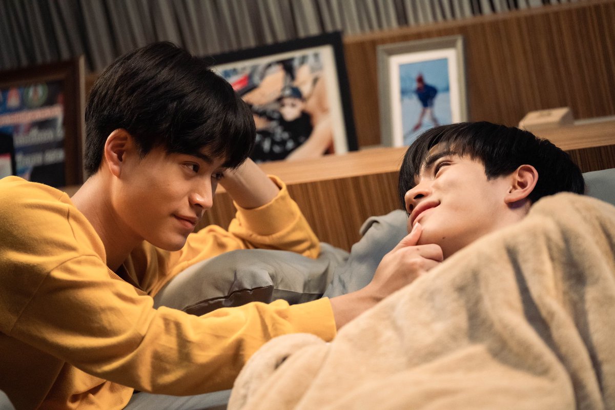 pransocoolja's tweet photo. ill be forever grateful for what they made me feel

#MySchoolPresidentFinalEP https://t.co/c1iKGaxi3f