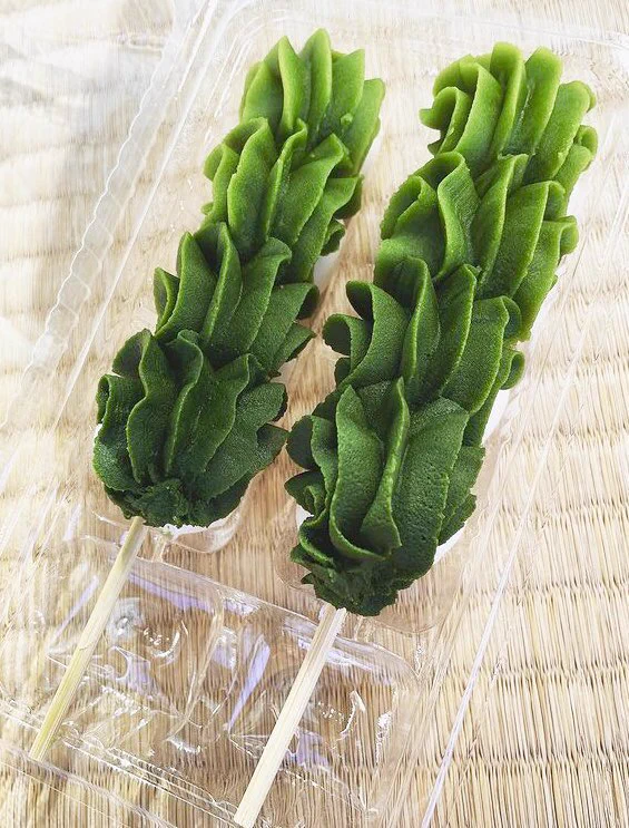4度美味しい！浅草で食べられる抹茶だんご！