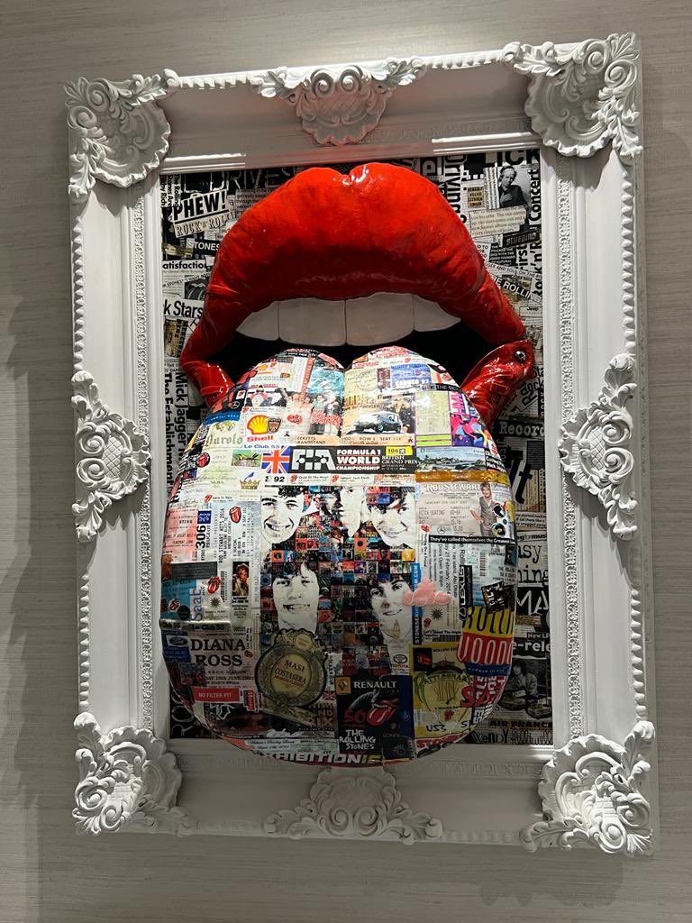 wendyhelliwell's tweet photo. One of my favourite things about my job is when I get sent photos of my completed work hanging in the clients home/space …This Rolling Stones inspired piece was initiated by the client herself and after a few brainstorms I managed to bring it to life…#art #edinburghartist https://t.co/1nGUUWGOyO