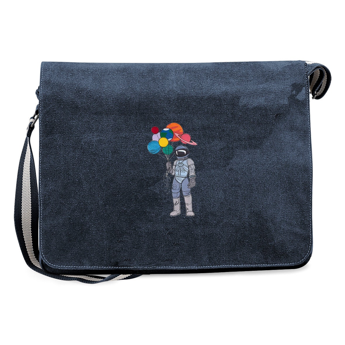 Rekindledluv's tweet image. Smart Buys! Vintage Canvas Messenger Bag with an embroidered 'Balloon Cosmonaut' design - available in 5 colours starting from £45.00 at etsy.com/listing/972229… See more. 🤓 #BeeBag #FrenchBag