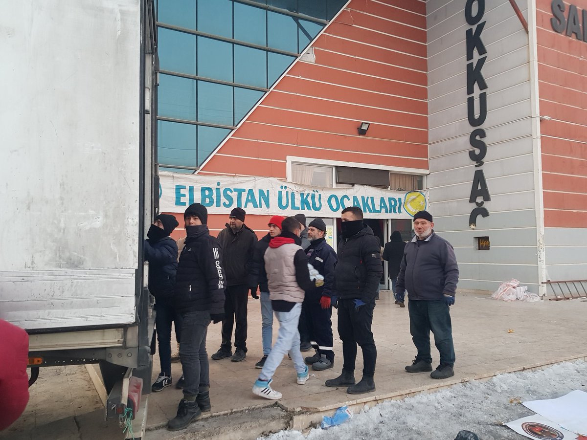 Abdullah Çelik (@Celik_Abdullah3) on Twitter photo 2023-02-25 07:59:50 Ülkü Ocakları ilim irfan dergahıdır
diye söylüyoruz ya, tüm Ülkü Ocakları felaketin ilk gününden beri gece gündüz #deprem bölgelerinde hizmet ettiler ve etmeyede devam ediyorlar.
#DevletMilletElEle
Var Olsun #ÜlküOcakları
Yaşasın #ÜlküçüHareket Ülkü Ocakları ilim irfan dergahıdır
diye söylüyoruz ya, tüm Ülkü Ocakları felaketin ilk gününden beri gece gündüz #deprem bölgelerinde hizmet ettiler ve etmeyede devam ediyorlar.
#DevletMilletElEle
Var Olsun #ÜlküOcakları
Yaşasın #ÜlküçüHareket