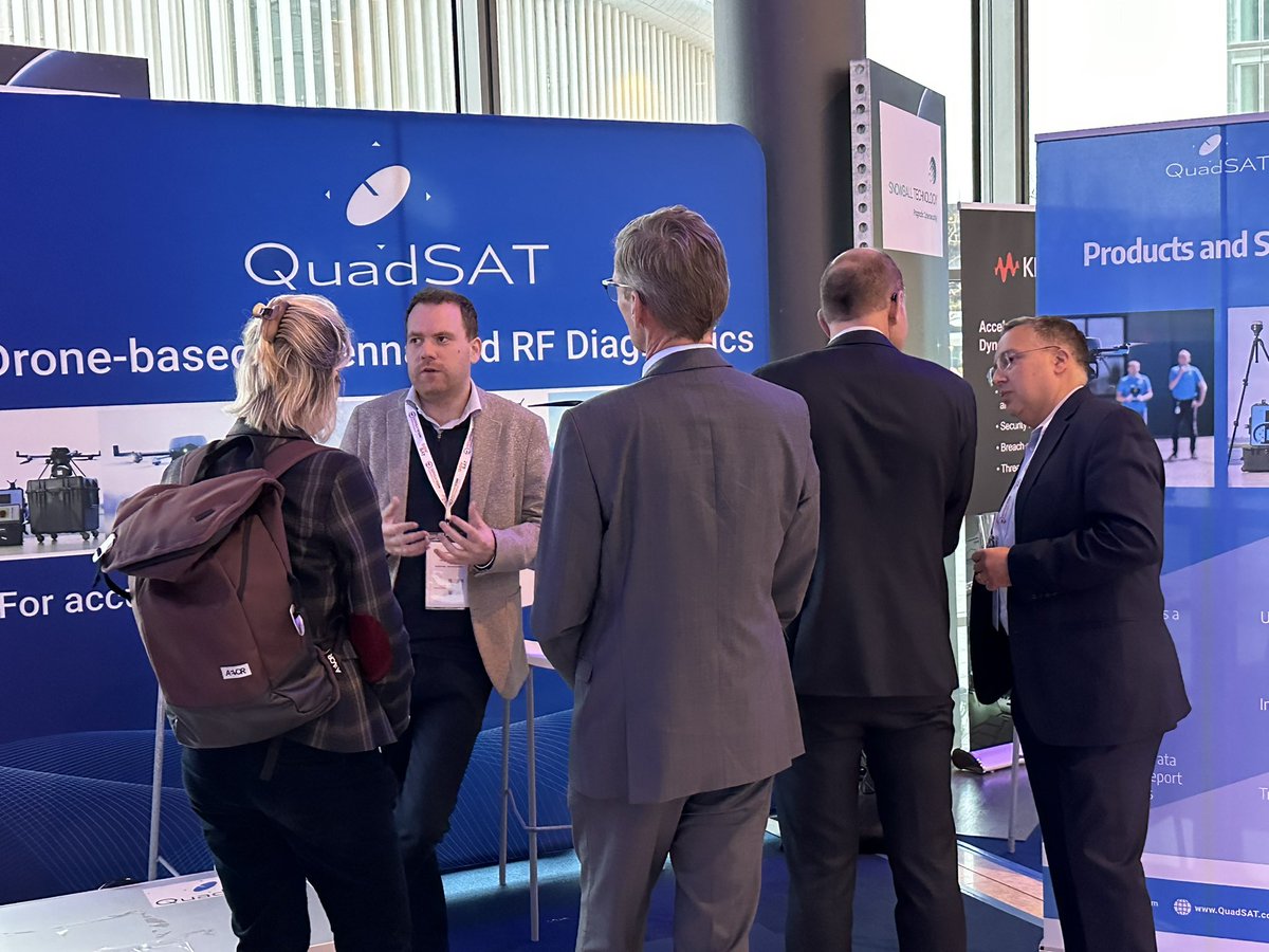 HelenWeedon's tweet photo. Another great #govsatcom with @SatcomsIG, @QuadSat, and Atheras Analytics https://t.co/KpvNJtp8Bg