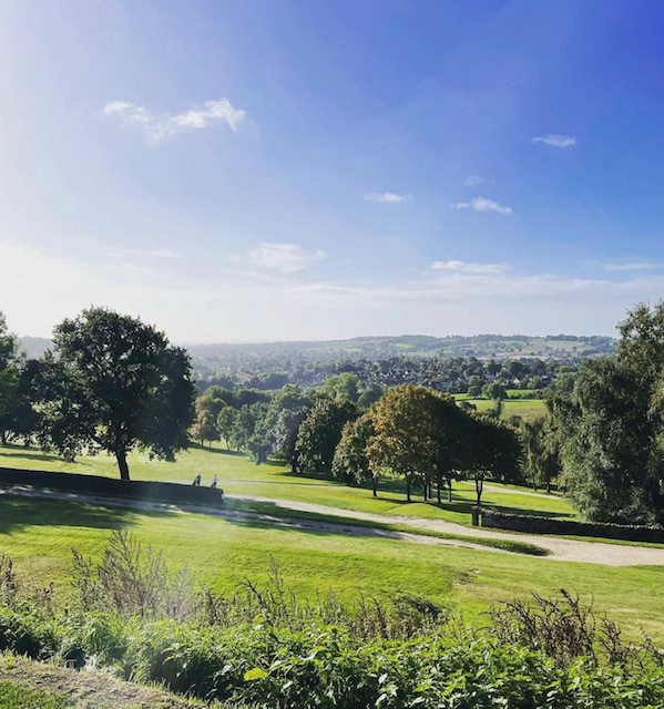 It's a weekend of team golf 🏌️‍♂️🏌️‍♀️ Starting today with our 4 ball Texas Scramble and tomorrow our 3 ball AmAm Sixes. With limited tee times, now is your chance for a bit of a mix up of fun golf ⛳ #chevingolf #golfclub #golfcourse #golf #golfviews #derbyshireviews #derbyshiregolf