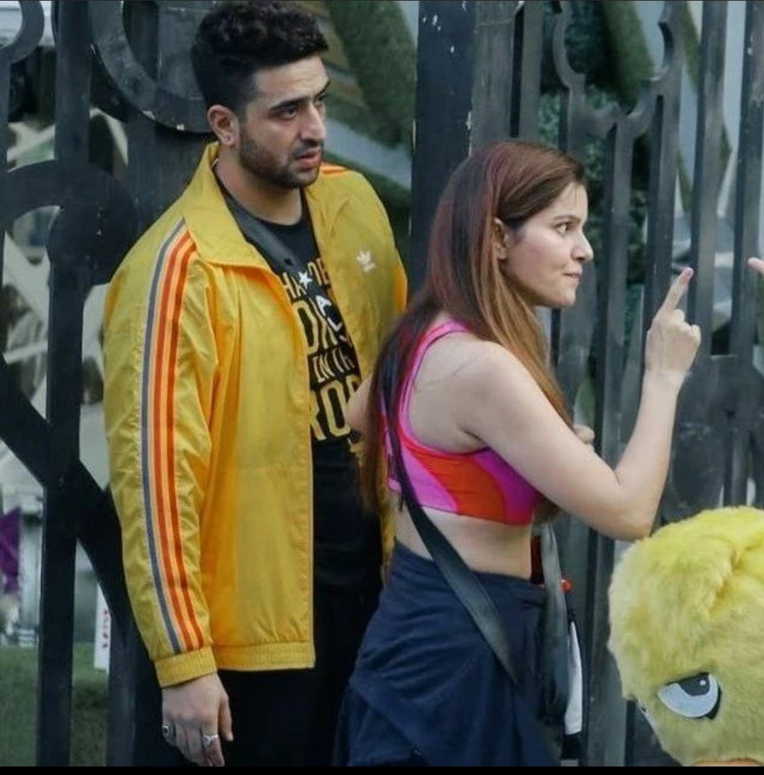 RubinaRockstar's tweet photo. The most underrated bond of #biggboss season 14 
Hope they meet soon ❤
. 
Happy birthday alygoni 
#HappyBirthdayAlyGoni
. 
#alygoni #rubinadilaik https://t.co/wmHDO2qSQe