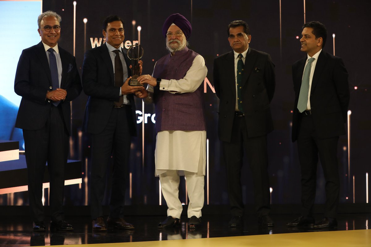 Many congratulations <a href="/sajjanjindal/">Sajjan Jindal</a> for winning EY EOY 2022 Award &amp; to all the finalists &amp; winners. They are an epitome of business excellence &amp; an inspiration for future entrepreneurs. Deeply grateful to <a href="/HardeepSPuri/">Hardeep Singh Puri</a> for gracing the occasion &amp; supporting #Entrepreneurship