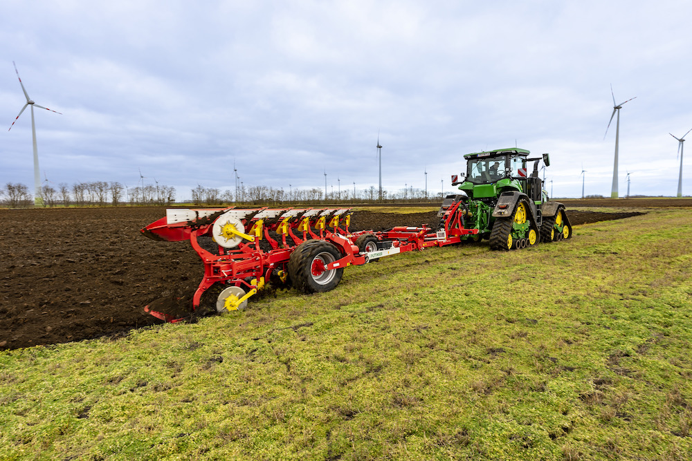 - Agricultural machinery manufacturer <a href="/PottingerUK/">Pottinger UK</a> has added an important feature to the equipment options on the SERVO T 6000

agrimachinerynews.com/servo-t-6000-n…